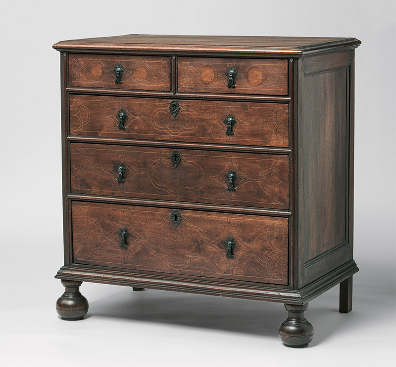 Figure 1. Chest of drawers, 1710–1730, probably made in Philadelphia, PA. Walnut and lightwood inlay with oak, tulip poplar and yellow pine, brass (replaced). The Anne H. and Frederick Vogel III Collection for the Philadelphia Museum of Art, 2007-175-4. All images courtesy of the Philadelphia Museum of Art.