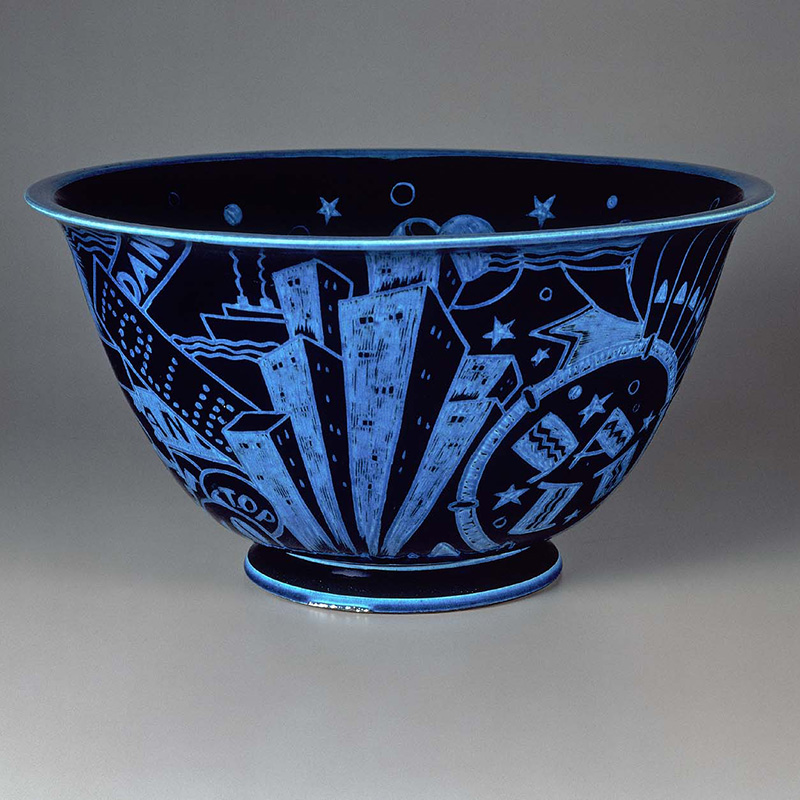 Viktor Schreckengost, Jazz bowl, 1930-31. Glazed porcelain. Museum of Fine Arts, Boston, The John Axelrod Collection. Courtesy of the MFA.