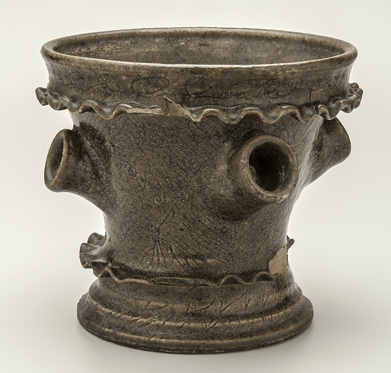 Figure 5. Lucius Jordan, Flower Pot, 1850–1860, Washington County, GA. William C. and Susan S. Mariner Collection, 5813.66.