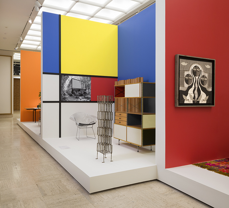 Figure 1. Vignette featuring Harry Bertoria’s Diamond Chair, 1953, and the Eames’s Storage Unit, 1949-1950, from With Eyes Opened: Cranbrook Academy of Art Since 1932. Courtesy Cranbrook Art Museum. Photo by PD Rearick.