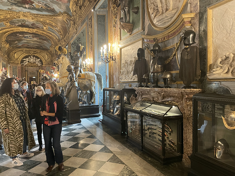 Tour 1 at the armory at the Palazzo Reale.