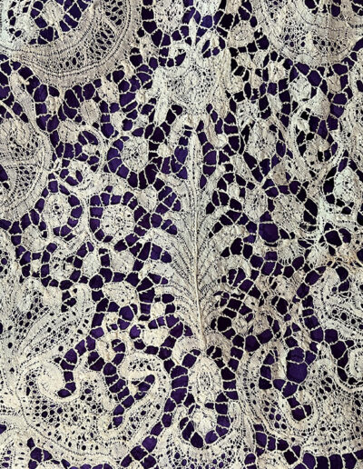 Figure 6: Detail, unknown makers, archbishop’s alb, 1680-1720, Spain and Flanders. Linen, Brussels-type bobbin lace. Cleveland Museum of Art, Gift of J. H. Wade, 1920.1260. Photo by author.