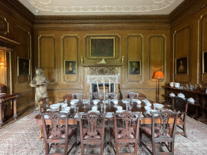Figure 5. The dining room.