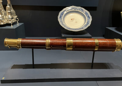 Figure 7. Henry Pyefinch, Spyglass, 1774-1783, England. Brass, mahogany, glass. Mount Vernon, Gift of Varina Howell Davis, 1899, W-644.