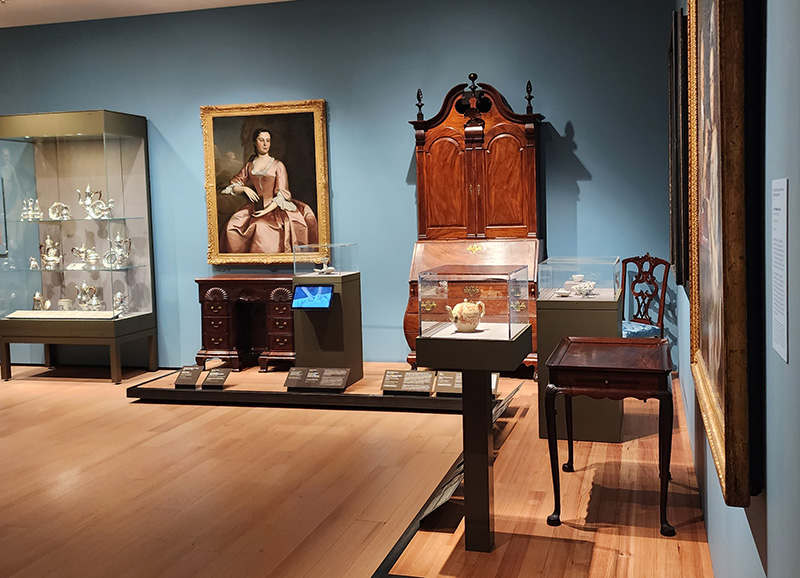 Interior view of the galleries.