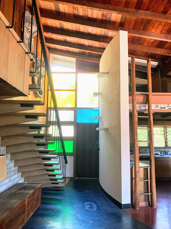 Figure 1. Entryway of the Jean and Zohmah Charlot House, Jean Charlot and George “Pete” Wimberly, 1958, Honolulu. Photo by author.
