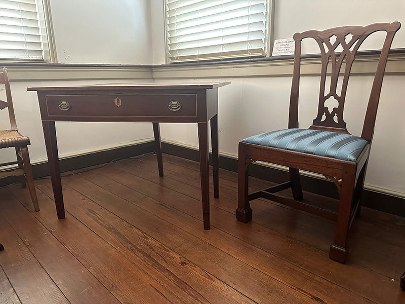 Attributed to Thomas Stevenson or Thomas, James, or Daniel McDowell, Card table, 1800-15, Smyrna or Dover, DE. Mahogany, oak, white cedar, tulip poplar. Historic Odessa Foundation, 2007.32. Side chair (one of a pair), 1770-90, Delaware or Delaware Valley, Mahogany, white cedar, hard pine. Historic Odessa Foundation, The David Wilson Mansion, Inc., 1971.593. Photo by the Decorative Arts Trust.