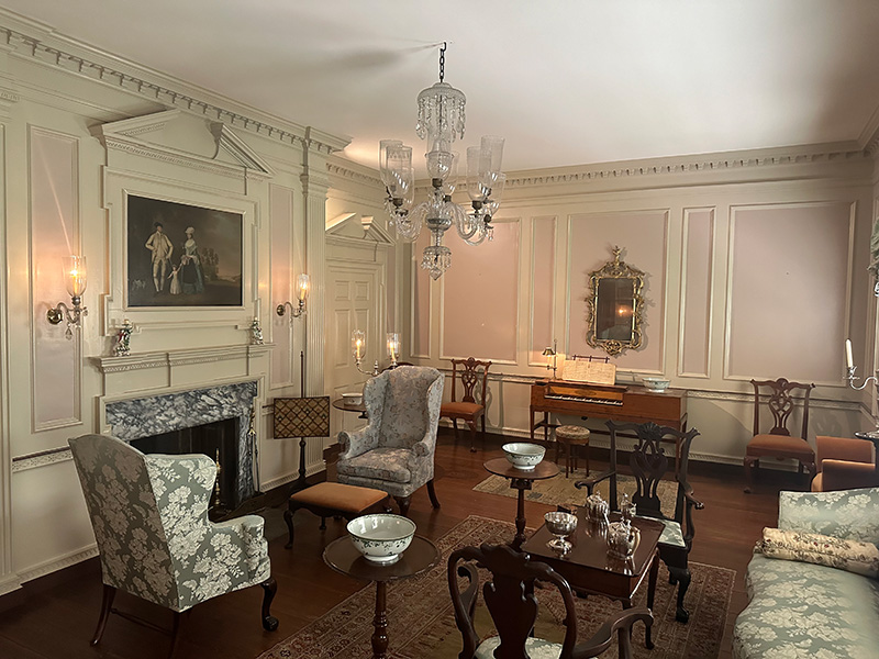 The Long Room, as furnished by H. Rodney Sharp. Photo by the Decorative Arts Trust.