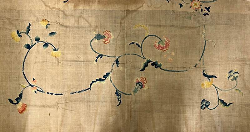 Mary Ballantine Ashley crewelwork bed hanging. Mary Ballantine Ashley, Side Curtain, 1770-1774, Sheffield, MA. The Trustees of Reservations, Gift of Gelston Hardy, AH.F.1. Courtesy of The Trustees of Reservations and photographed by Livy Scott.