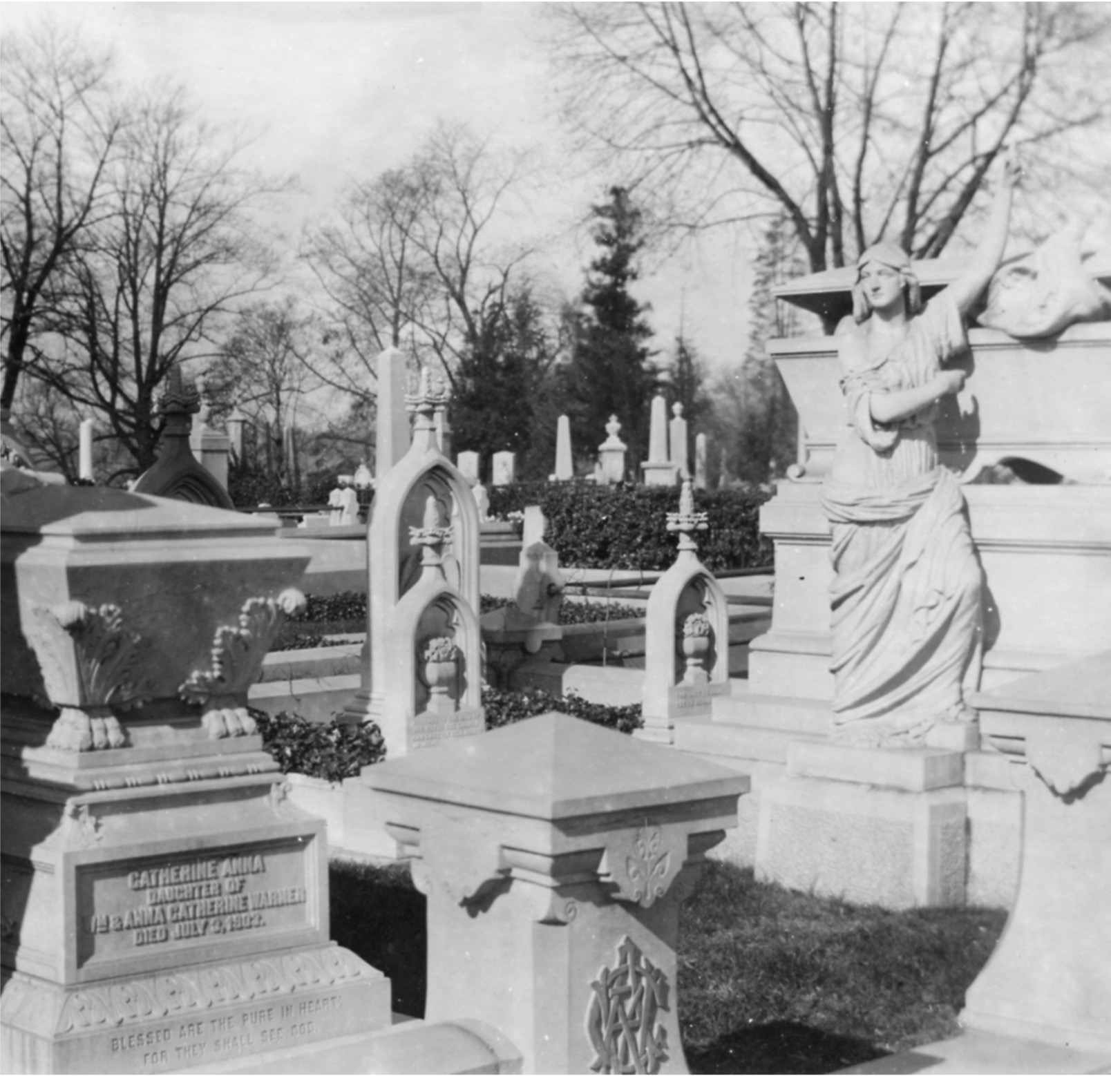 Designing for the Dead: Cemetery Art & Acrhitecture