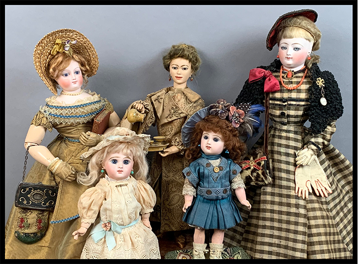 Late 19th-Century French Poupées & Bébés