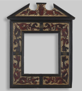 Italian Tabernacle Frame, 1600s. Tortoiseshell, bone or ivory and wood, 17.2 x 14.3 x 6.3 cm. Art Gallery of Ontario. Gift from a private collector (94/995). Photo © AGO.