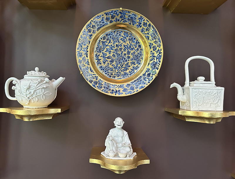 The Portico Gallery, Panel 1, in the Frick Collection. All objects were produced by the Meissen Porcelain Manufactory (German, active 1710–present) and are the gift of Henry H. Arnhold, 2019.