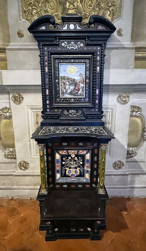 Figure 7. Prie-dieu, 1620. Ebony, lapis lazuli, other semiprecious stones. Palazzo Pitti.