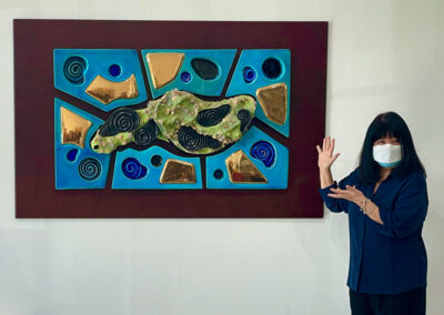 Joan Takayama-Ogawa’s 𝘊𝘦𝘳𝘢𝘮𝘪𝘤 𝘉𝘦𝘢𝘤𝘰𝘯 exhibition at Craft in America Center.
