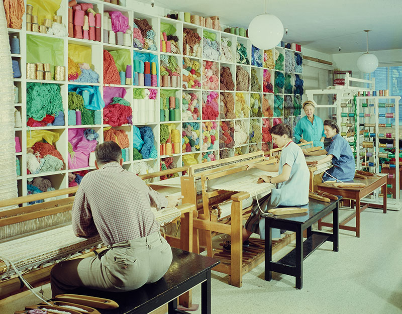 Figure 5. Dorothy Liebes Studio with Argonaut on three looms, New York City, 1958. Dorothy Liebes Papers, Archives of American Art, Smithsonian Institution.