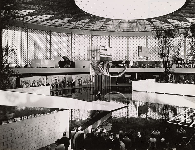 Figure 7. Interior view of the United States Pavilion at the Brussels World’s Fair with fashion show in progress, 1958. James S. Plaut Papers, Archives of American Art, Smithsonian Institution.