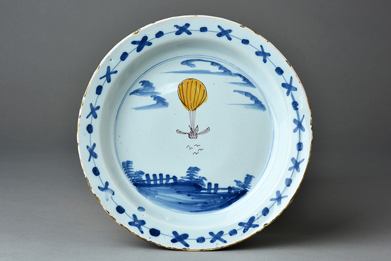 Plate, 1783-1790, Lambeth, England. Earthenware, tin glaze. Winterthur Museum, 1956.0038.037.